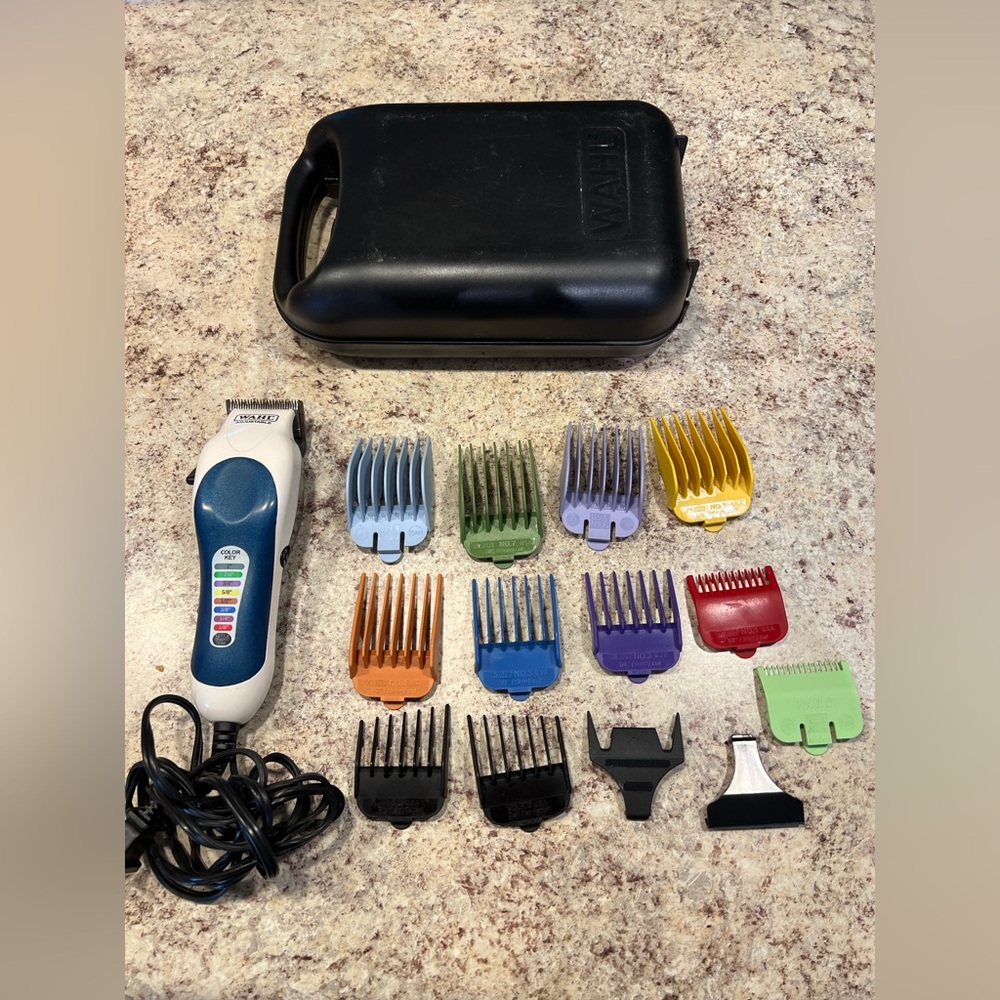 Wahl Hair Clipper MC3 with Coded Guide Combs